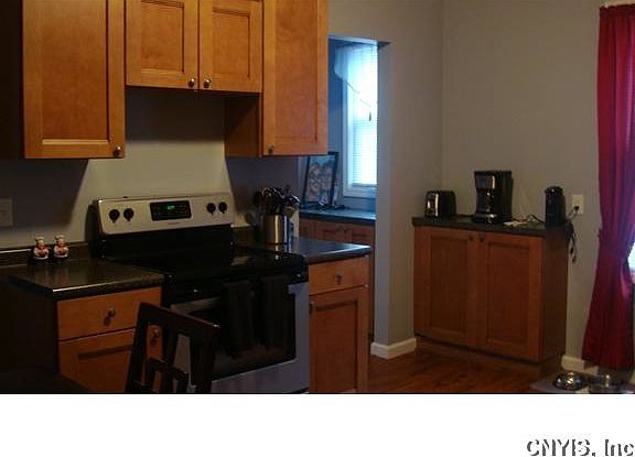 5th image of 904 1st North St #1