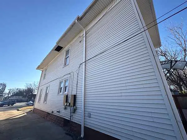 2 bed, 1.5 bath, 900 sqft, $1,450 — Photo 3
