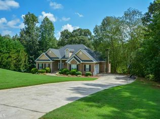 5300 Pinnacle Pte, Winston, GA 30187