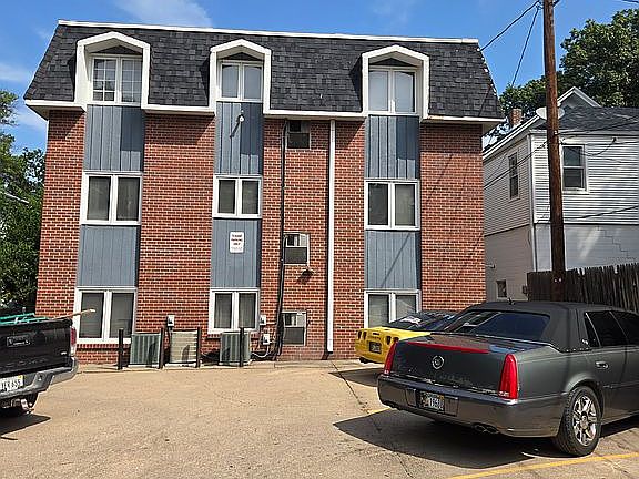 2nd image of 1335 A St