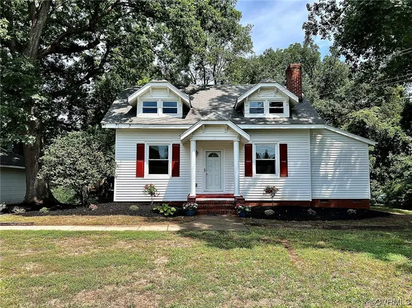 4600 Centralia Rd, Chester, VA 23831