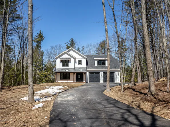 81 Delwin Drive, North Yarmouth, ME 04097