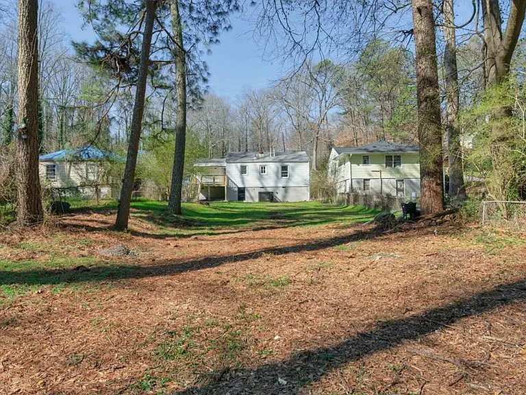 903 Edwin St NW — Photo 18