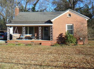 108 Myrtle Ave, Belton, SC 29627
