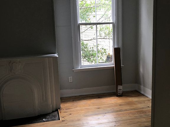 5th image of 343 Orange St #5