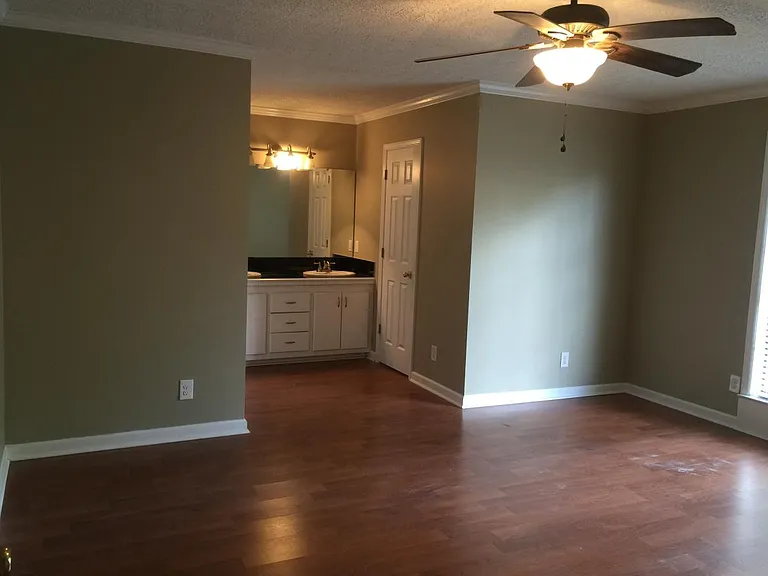 316 Avon Rd — Photo 12
