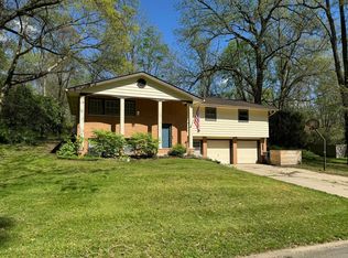 1620 Lynnwood Dr, Anderson, IN 46012