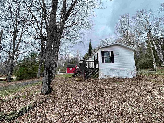 3rd image of 62 Maple Tree Lane