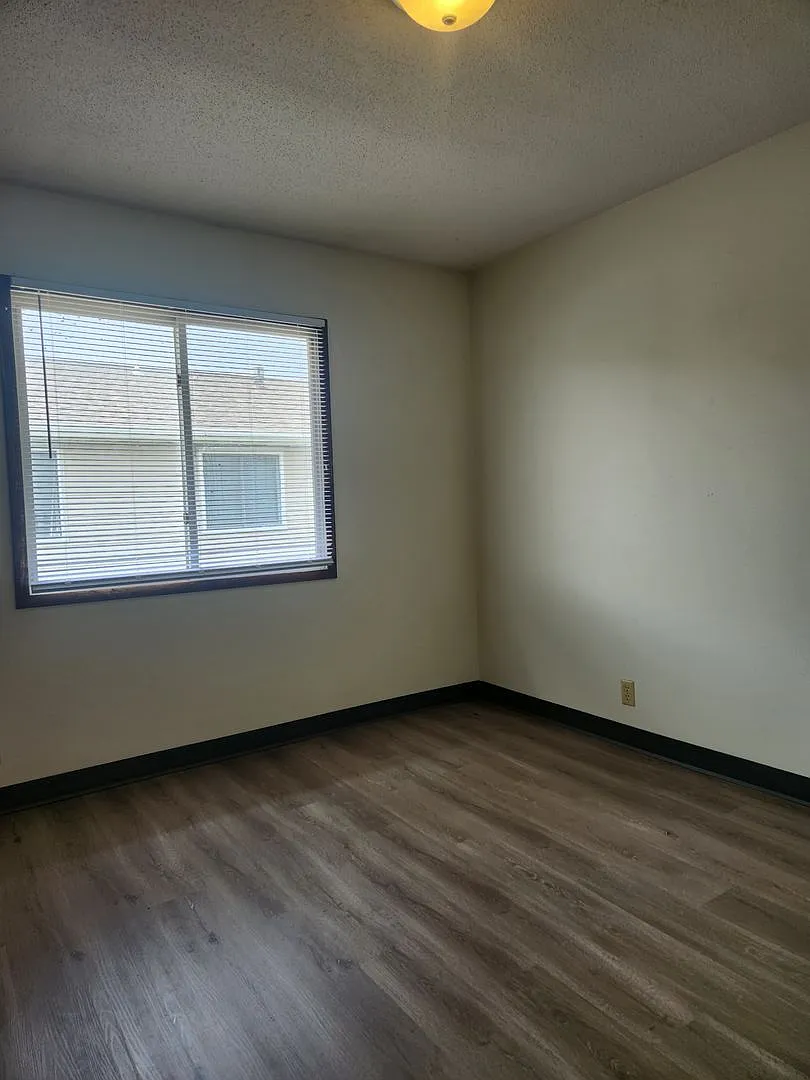 Northview Apartments — Photo 4