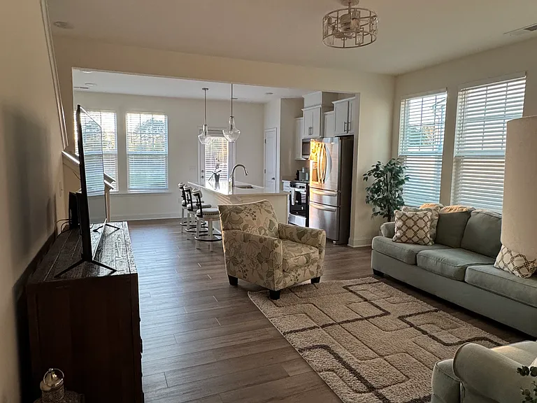 86 Hyacinth Ln — Photo 3