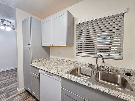 5th image of 377-479 Vandegrift Blvd #247