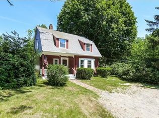 52 Plymouth St, Middleboro, MA 02346