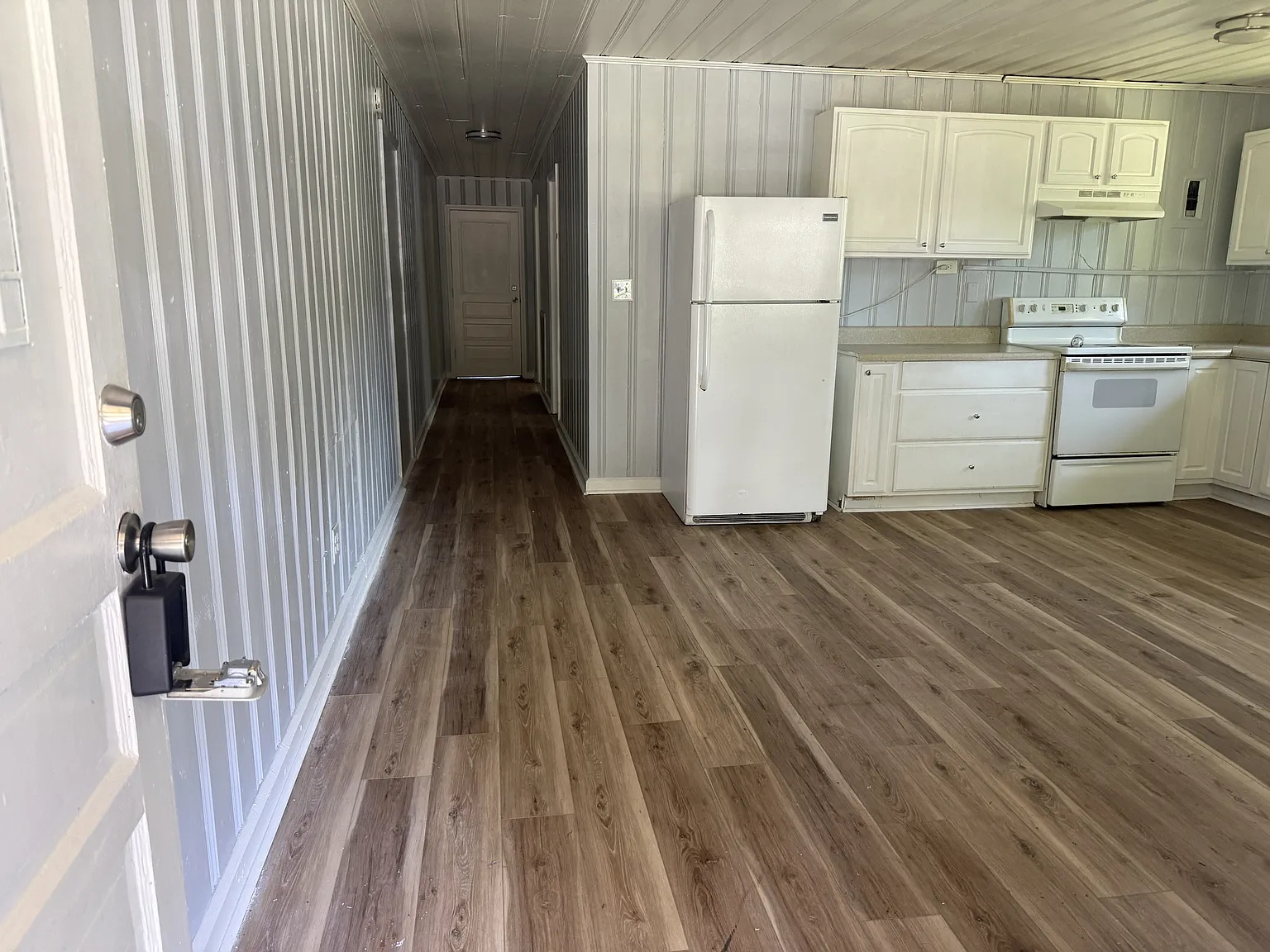 1307 Hemingway - Blue Palmetto Properties - B — Photo 3