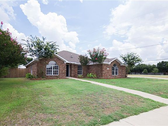 4th image of 1025 Blue Gill Ln