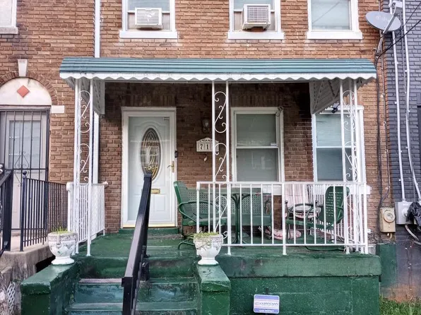 712 Hamlin St NE, Washington, DC 20017