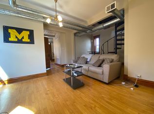 1722 N Honore St APT 2, Chicago, IL 60622