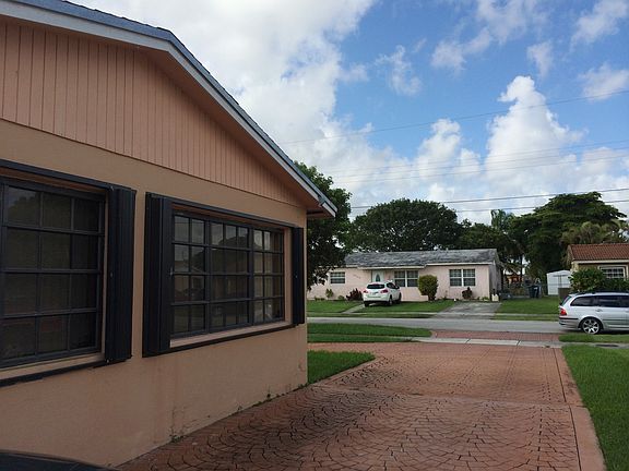 Plenty of room to park 