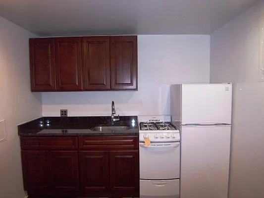 Rented by City Apt Group LLC | media 21