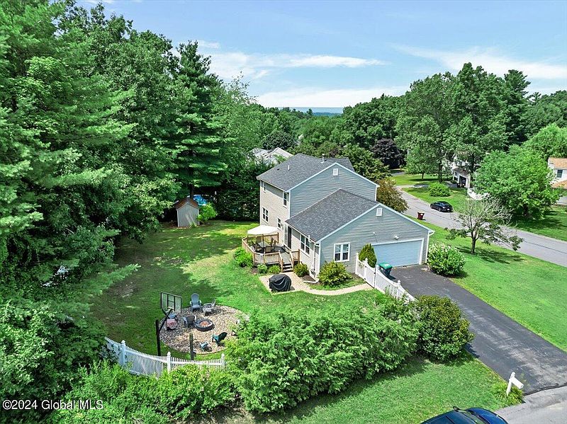 5th image of 2 Travers Lane