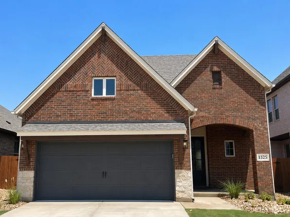 1325 S Brook Dr, Leander, TX 78641