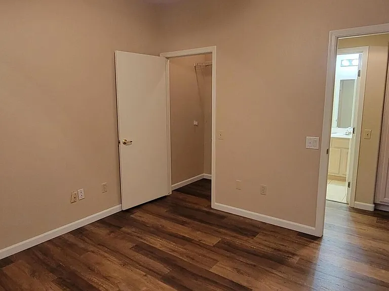 16006 W Sentinel Dr — Photo 11