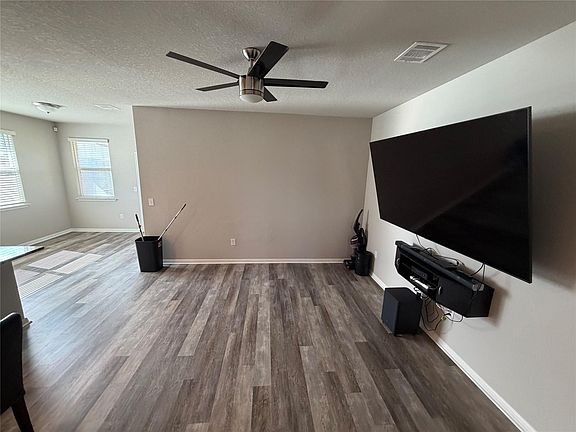 2nd image of 225 Baum Dr