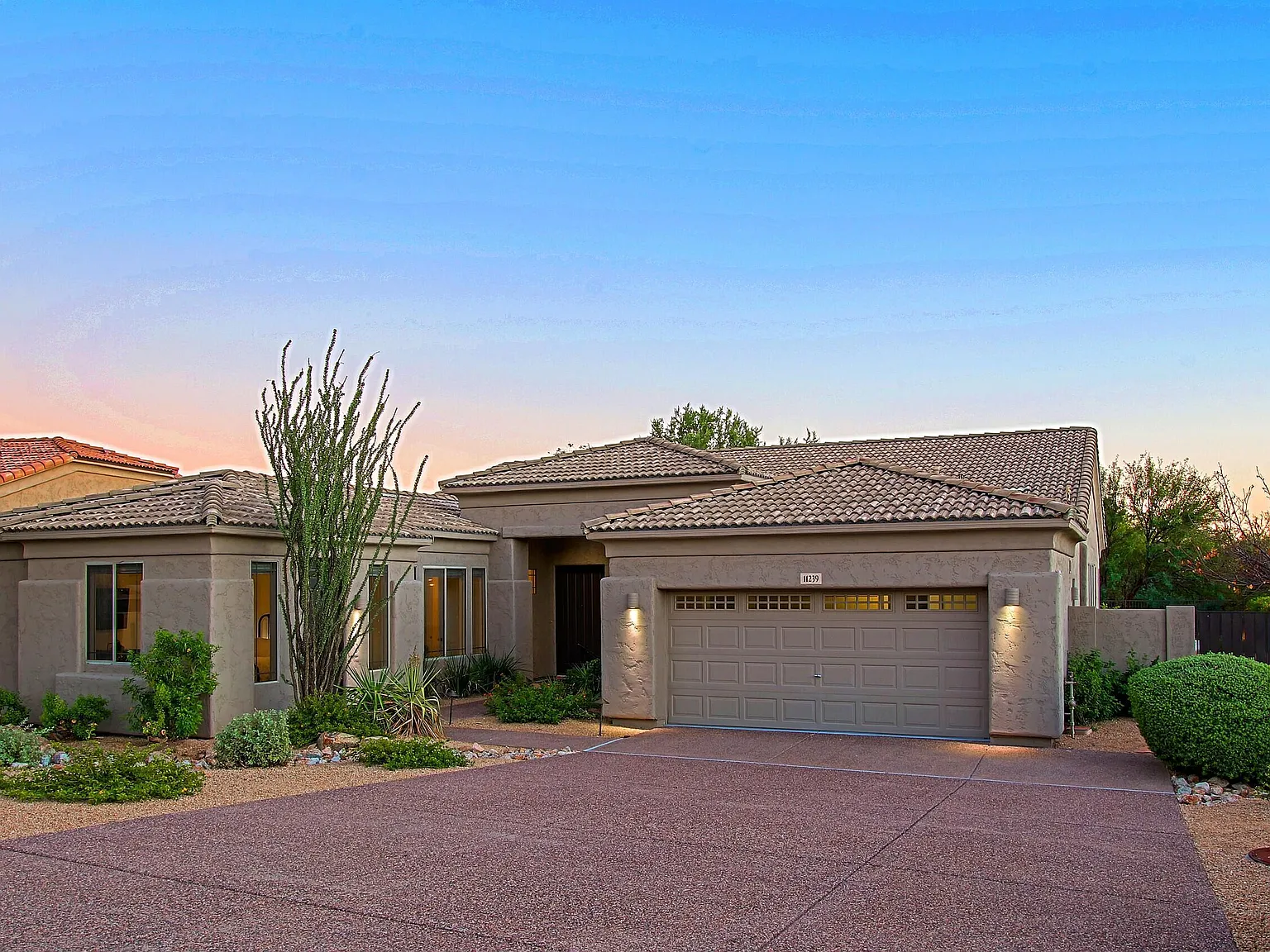 4 bed, 3.5 bath, 3184 sqft, $6,000 — Photo 1