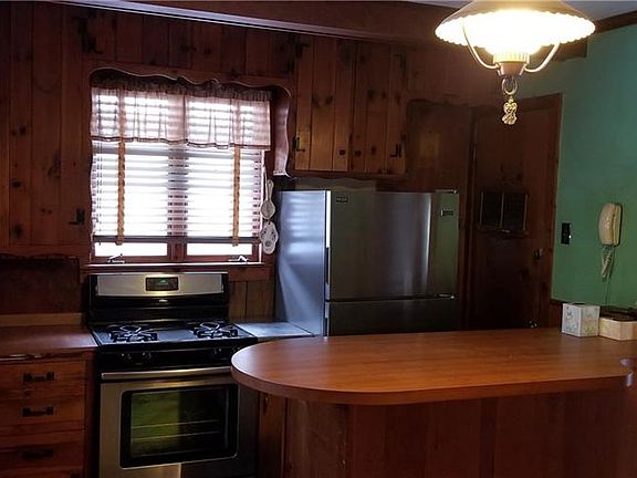 5th image of 205 Driscoll Ave