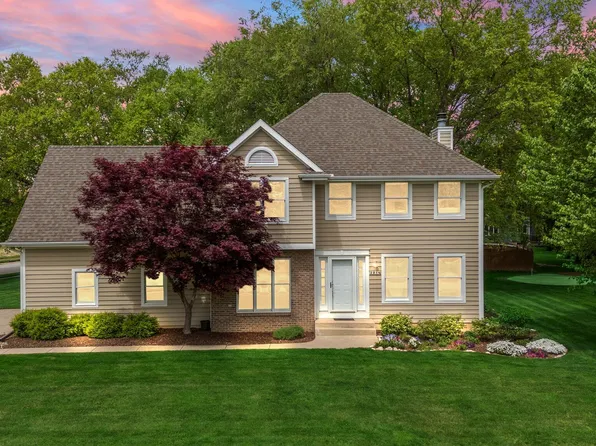 201 Watertower Dr, Chesterton, IN 46304