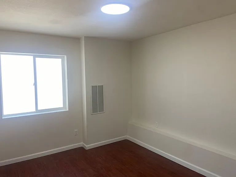 1395 Oakdale Ave — Photo 19