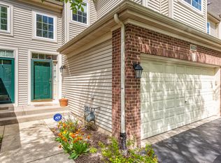 6119 Halloran Ln #41-3, Hoffman Estates, IL 60192