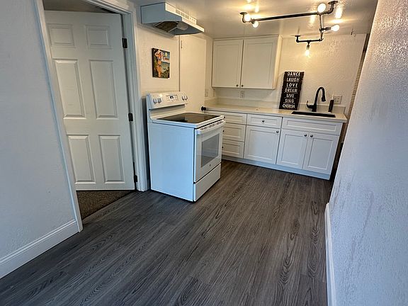 4th image of 1405 Monte Vista Dr #1
