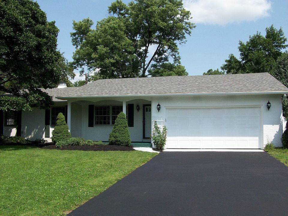 1st image of 9419 Circle Dr