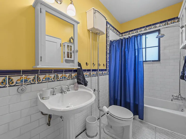 605 Sunset Rd — Photo 27