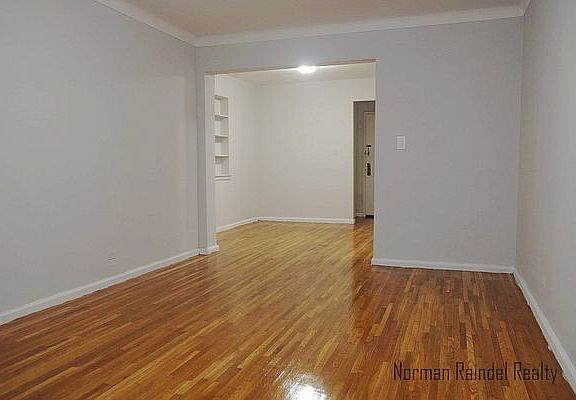2nd image of 2566 Ocean Ave APT C10