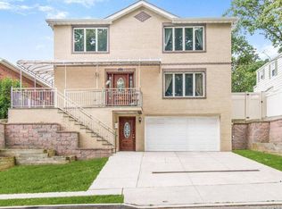 55 Raymond Pl, Yonkers, NY 10704
