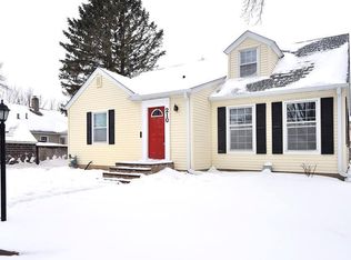 210 6th Ave NE, Faribault, MN 55021