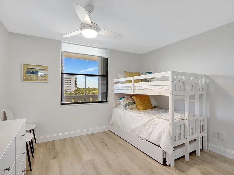 5061 North Cswy #A1A-5061-404 — Photo 1