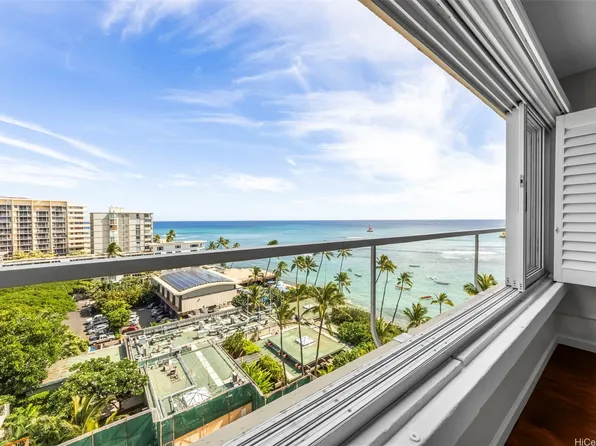 2895 Kalakaua Ave APT 1008, Honolulu, HI 96815