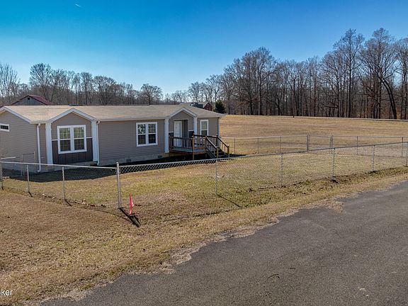 2nd image of 89 Kristi Ln