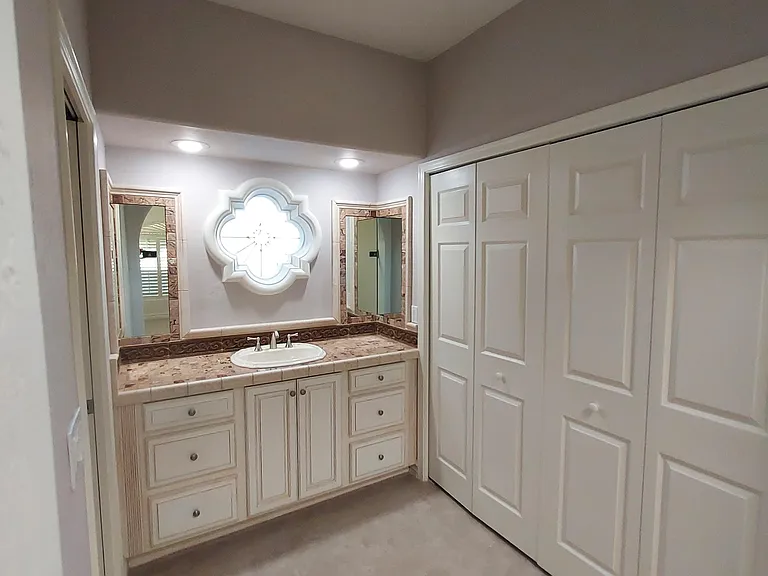 7544 N Via De La Siesta — Photo 32