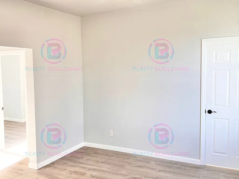 651 Elko Ave — Photo 55