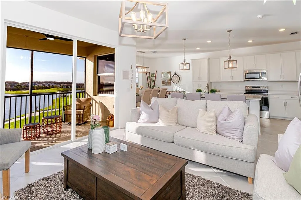 5527 Double Eagle Circle # 3842 - The National - Anzola Castro — Photo 1