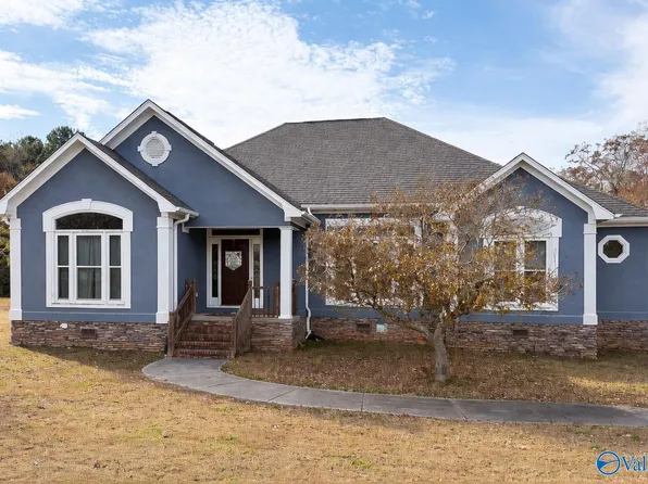 208 Wimberly Dr, Scottsboro, AL 35769