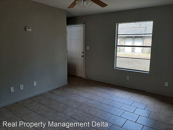 4th image of 701 S Elm St Building B