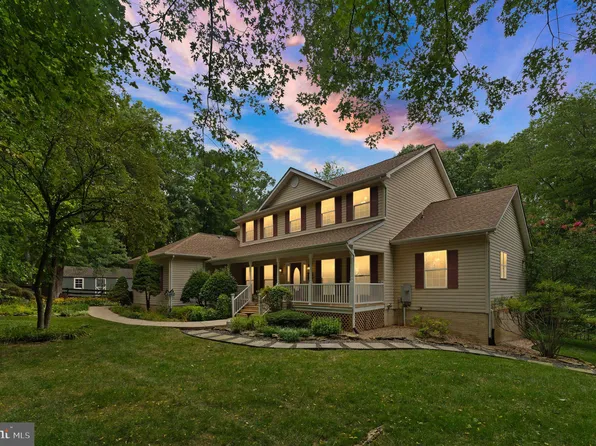 13200 Stonewall Farms Dr, Haymarket, VA 20169