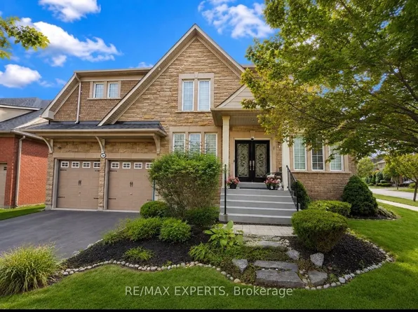 30 Alhart St, Richmond Hill, ON L4E 5E8