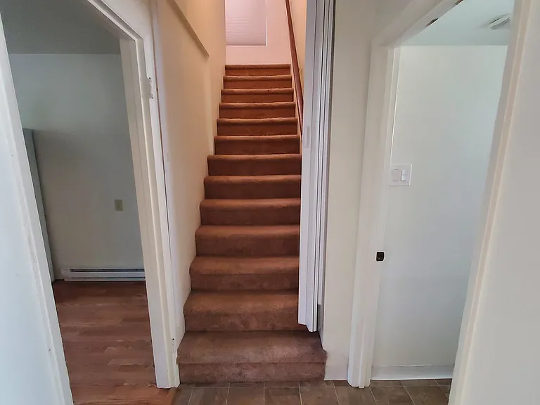 1250 NW Van Buren Ave — Photo 7