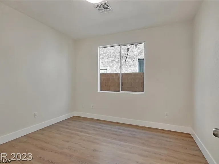 3816 Cape Royal St — Photo 37