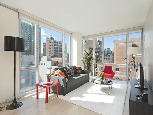 Sold by Sotheby's International Realty | media 12